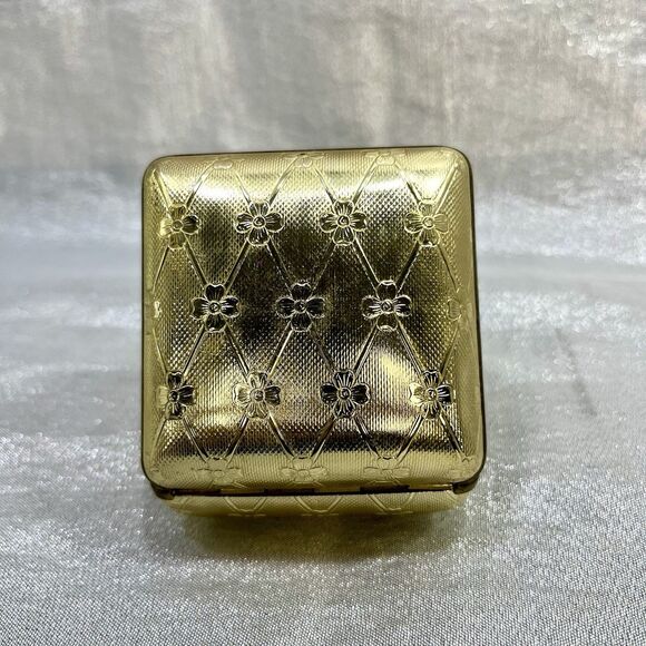 Vintage Waltham Wind Up West Germany Gold Tone Travel Glow Alarm Clock - Picture 5 of 11